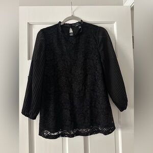 Cable & Gauge Ruffle Collar Lace Blouse With Pleated Sleeves